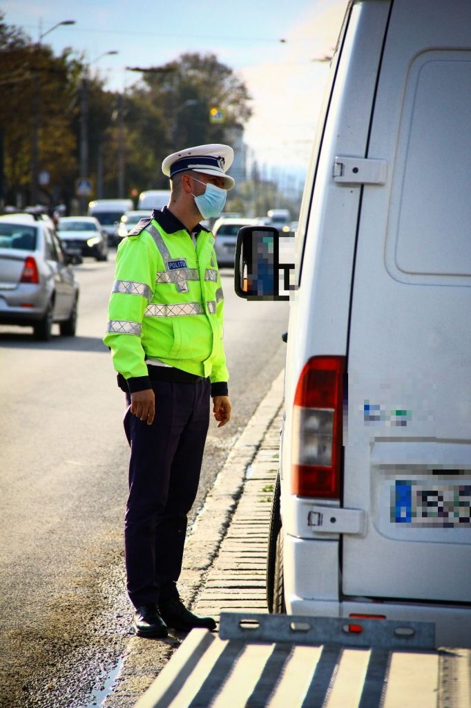 razie-la-cluj-politistii-au-facut-controale-pe-terasein-baruri-si-supermarketuri